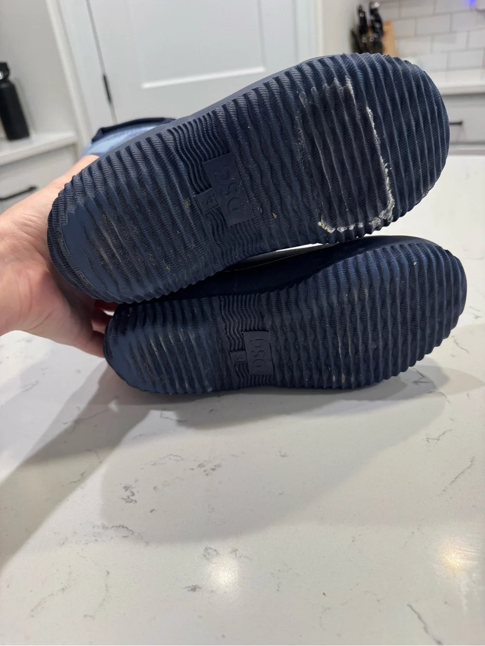 DSG KIDS SNOWBOUND WINTER BOOTS NAVY SIZE 3 BIG KID